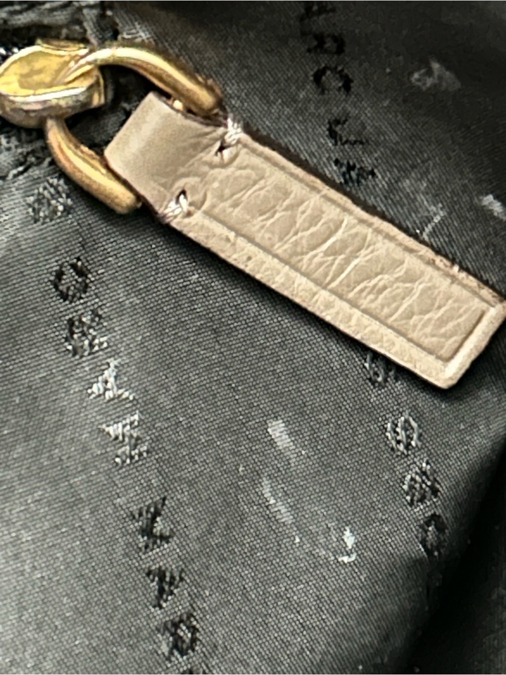 Marc by Marc Jacobs Gray Pebbled Leather Tote with Exterior Pockets - Picture 5 of 15